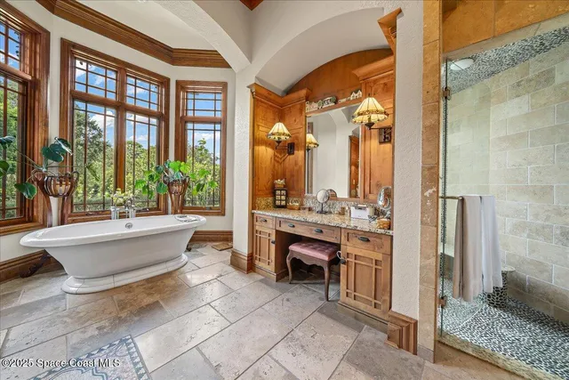 $4,750,000 | 586 Wethersfield Place, Melbourne, FL 32940