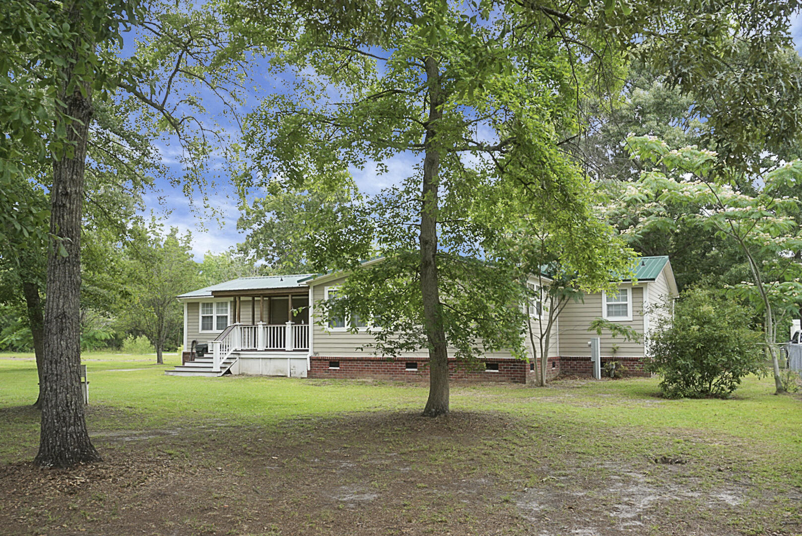 101 Albacore Road Bonneau, SC 29431 - Photo 10 of 54 DSC00856