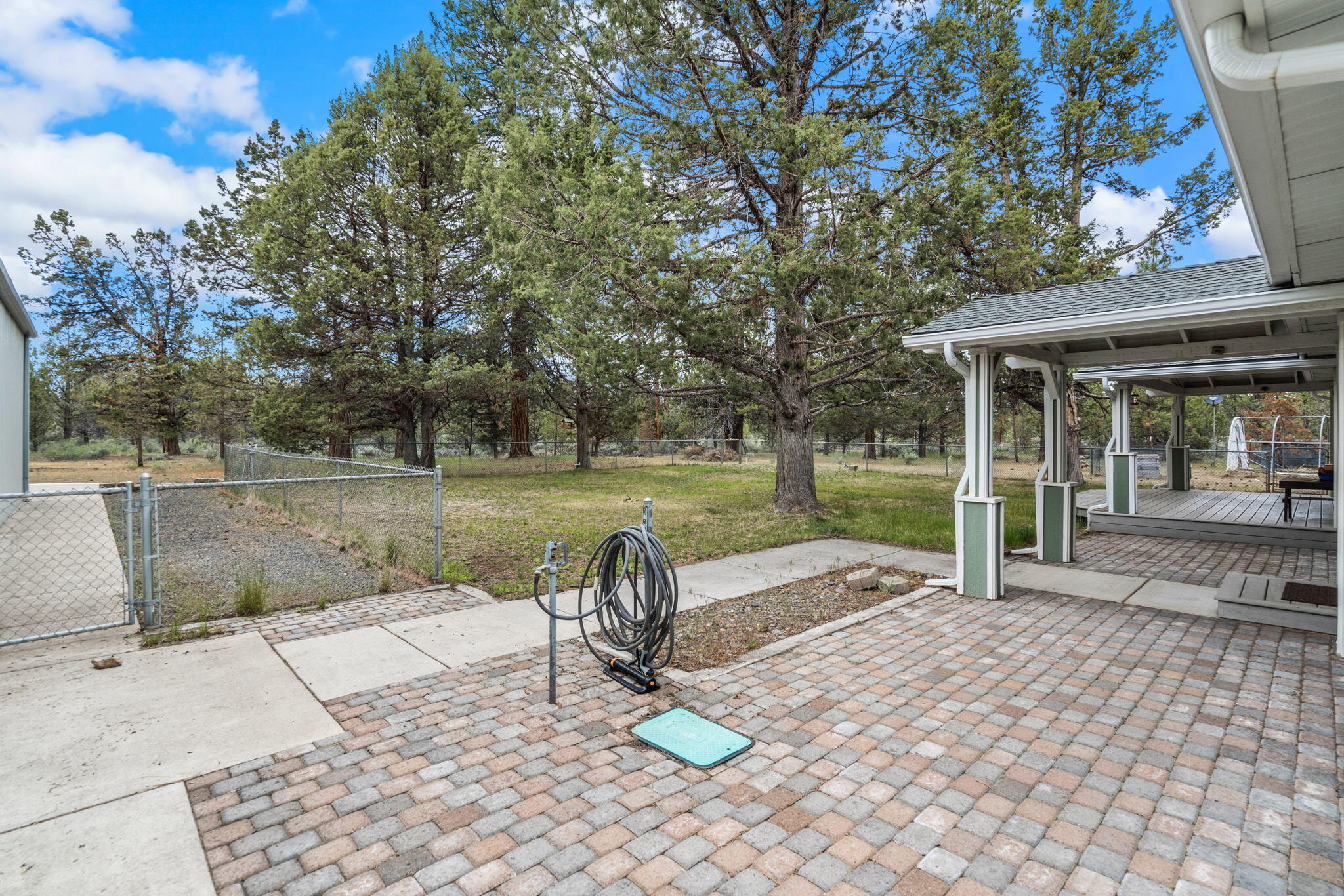 63985 Tyler Road Bend, OR 97703 - Photo 27 of 35 2022_06_09_63985_tyler_rd-28
