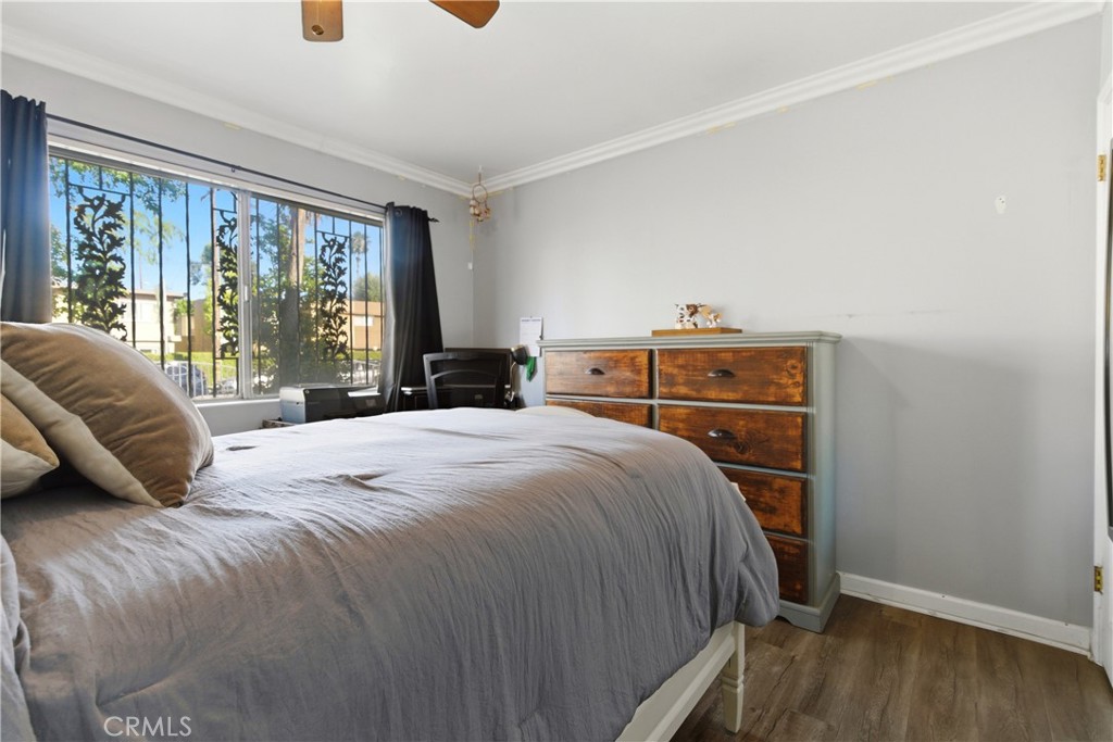 10731 Wright Road South Gate, CA 90280 - Photo 14 of 35