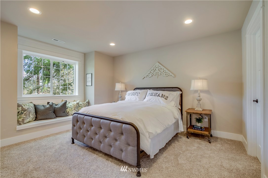 7102 Lower Ridge Road, Unit B Everett, WA 98203 - Photo 12 of 19