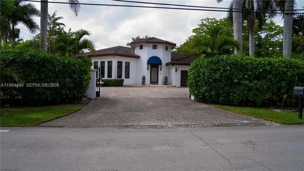 $2,699,000 | 6200 Southwest 97th Avenue, Miami, FL 33173