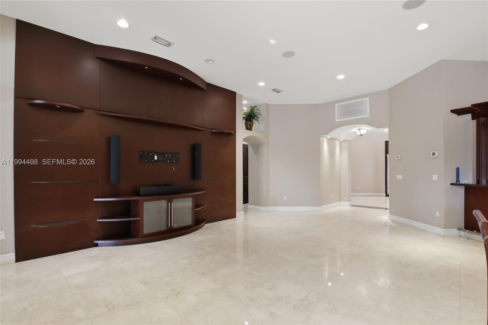 6200 Southwest 97th Avenue Miami, FL 33173 - Photo 15 of 48