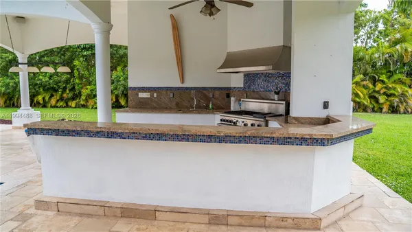 $2,699,000 | 6200 Southwest 97th Avenue, Miami, FL 33173