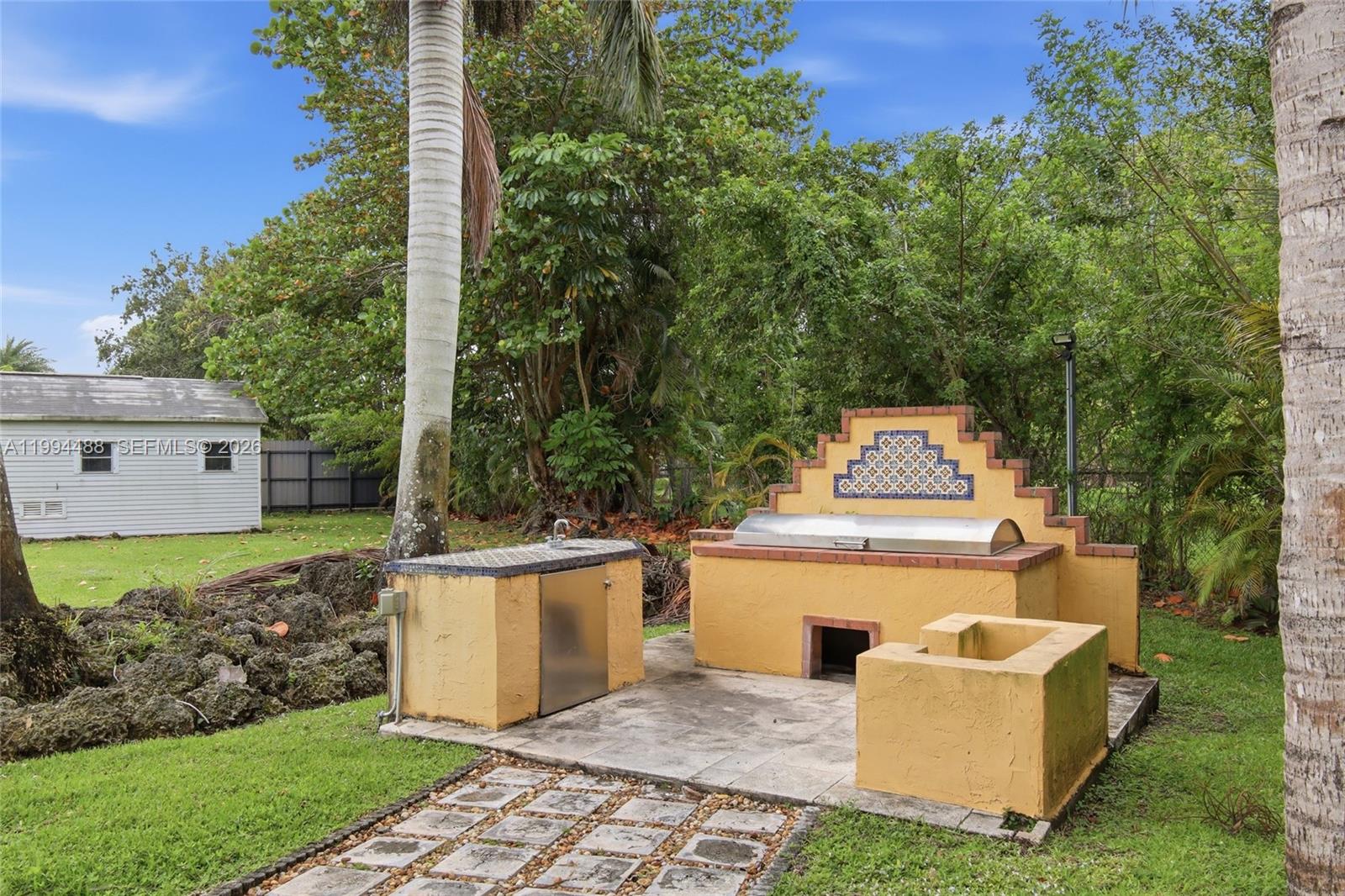 6200 Southwest 97th Avenue Miami, FL 33173 - Photo 48 of 48 BBQ AREA
