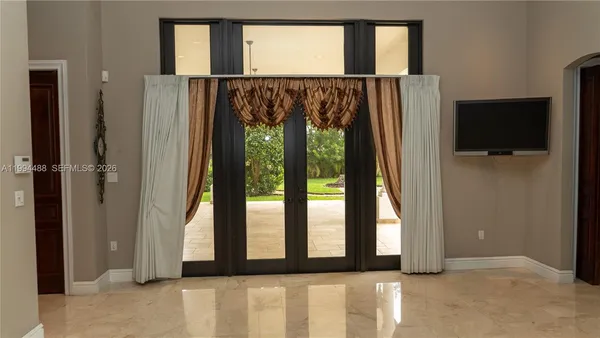 $2,699,000 | 6200 Southwest 97th Avenue, Miami, FL 33173