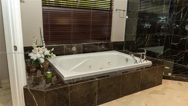 $2,699,000 | 6200 Southwest 97th Avenue, Miami, FL 33173