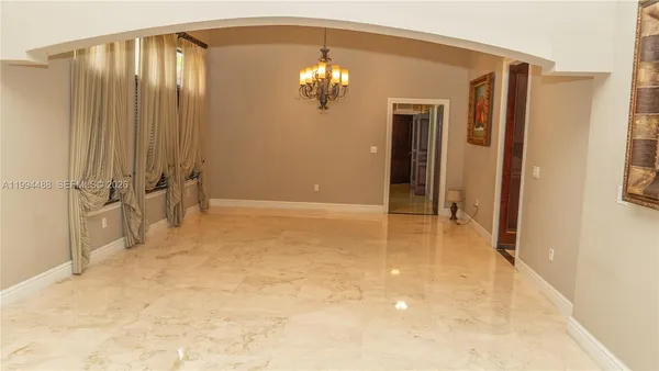 $2,699,000 | 6200 Southwest 97th Avenue, Miami, FL 33173