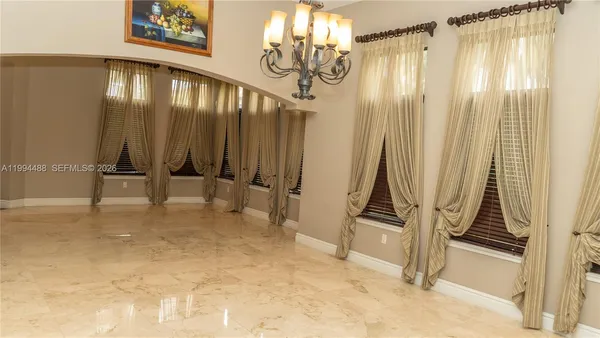 $2,699,000 | 6200 Southwest 97th Avenue, Miami, FL 33173