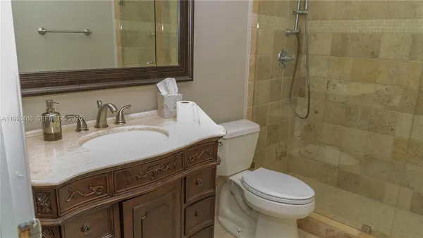 $2,699,000 | 6200 Southwest 97th Avenue, Miami, FL 33173