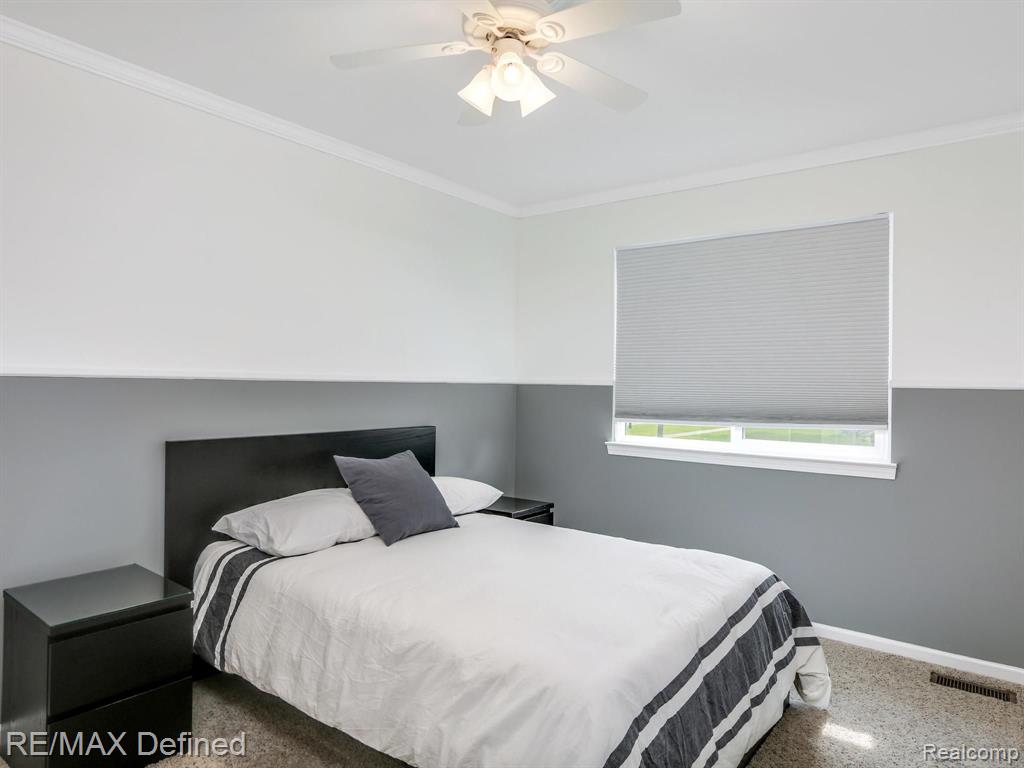 2989 Gravel Ridge Drive Rochester Hills, MI 48307 - Photo 19 of 31