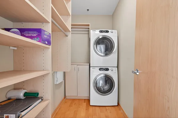 $634,900 | 3104 West Lake Street, Unit 405, Minneapolis, MN 55416