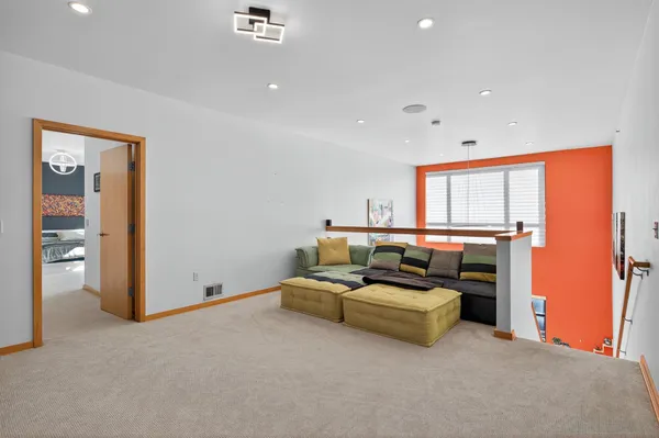 $634,900 | 3104 West Lake Street, Unit 405, Minneapolis, MN 55416
