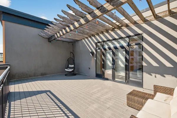 $634,900 | 3104 West Lake Street, Unit 405, Minneapolis, MN 55416