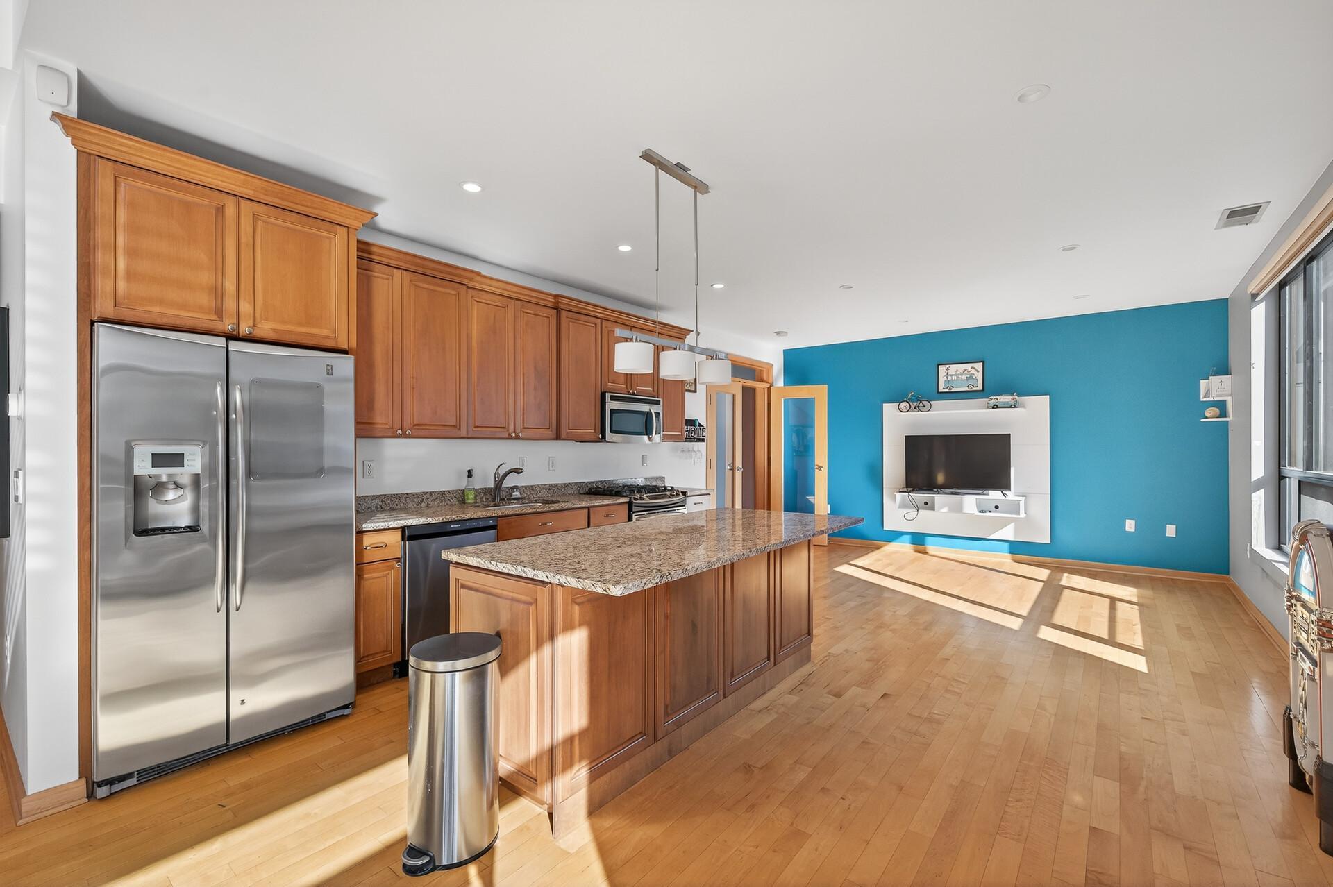 3104 West Lake Street, Unit 405 Minneapolis, MN 55416 - Photo 4 of 35