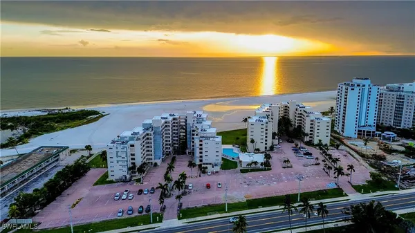 $885,000 | 6660 Estero Boulevard, Unit 804, Fort Myers Beach, FL 33931