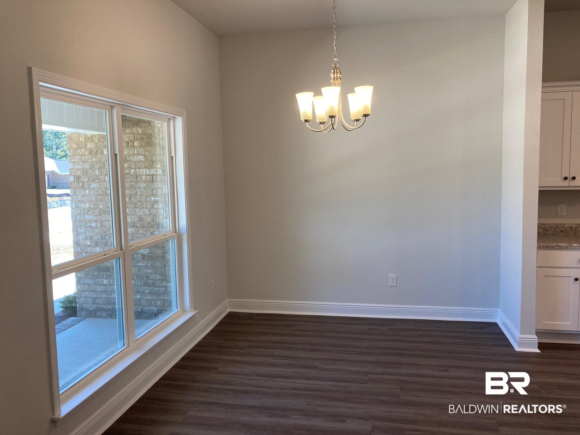 22833 Ridgewood Drive Robertsdale, AL 36567 - Photo 4 of 28 Gallery Image 4
