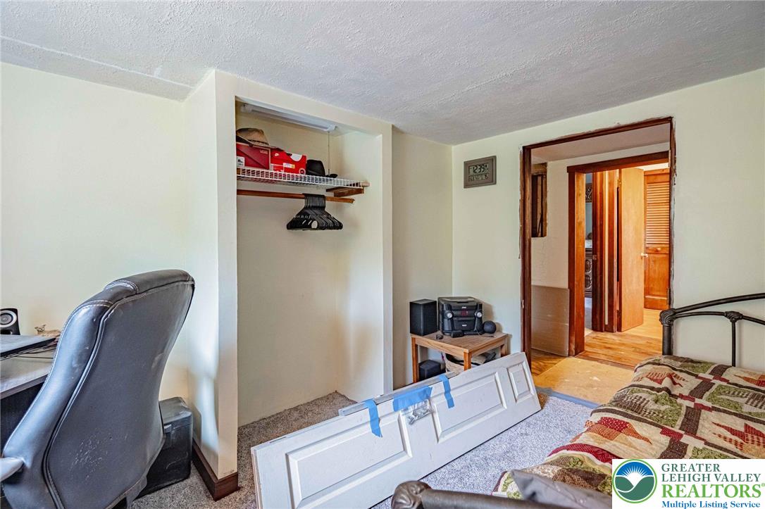 2015 Leithsville Road Hellertown, PA 18055 - Photo 27 of 41