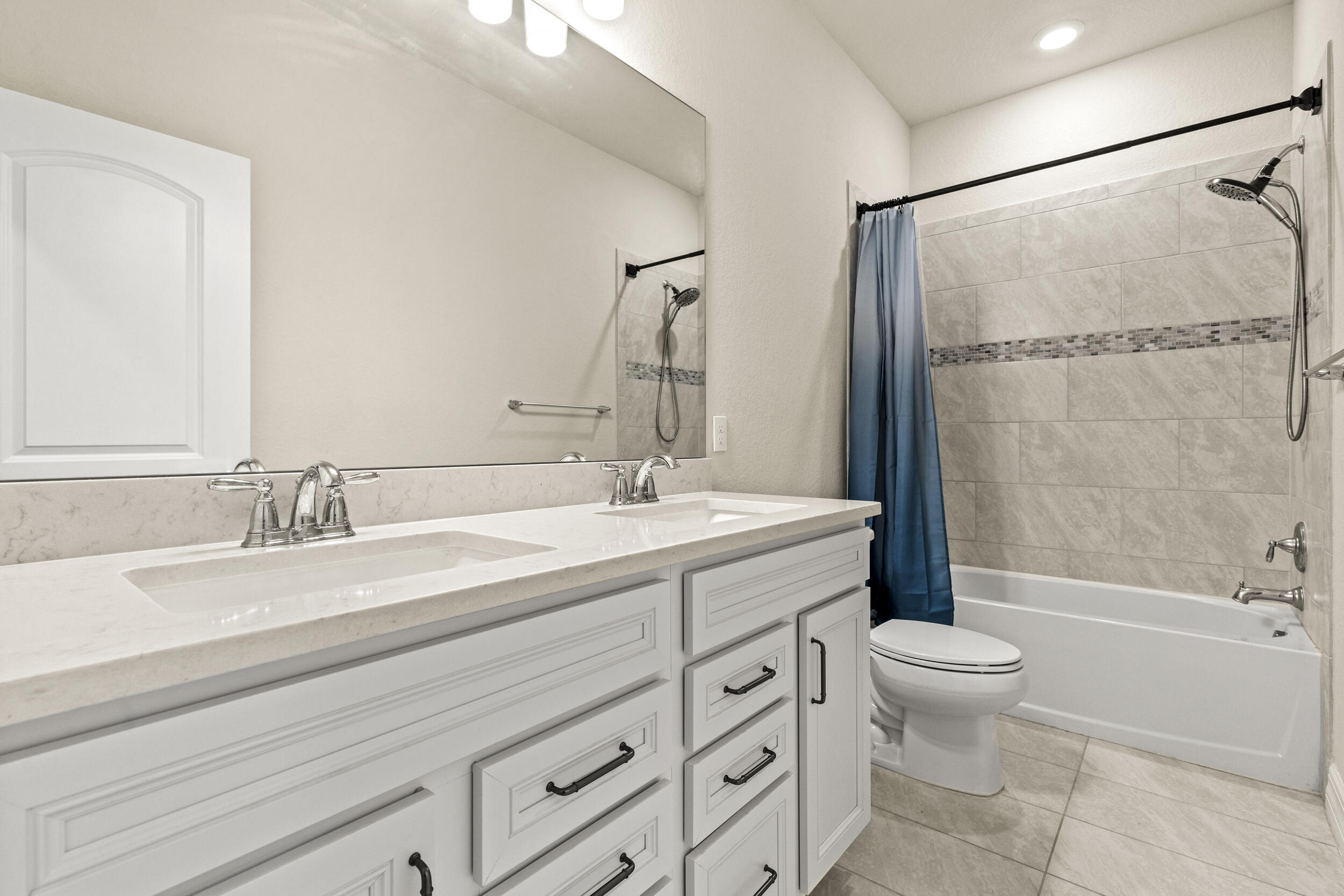 4828 Chantilly Rd Lake Lake Worth, FL 33467 - Photo 15 of 32 4828 Chantilly Road