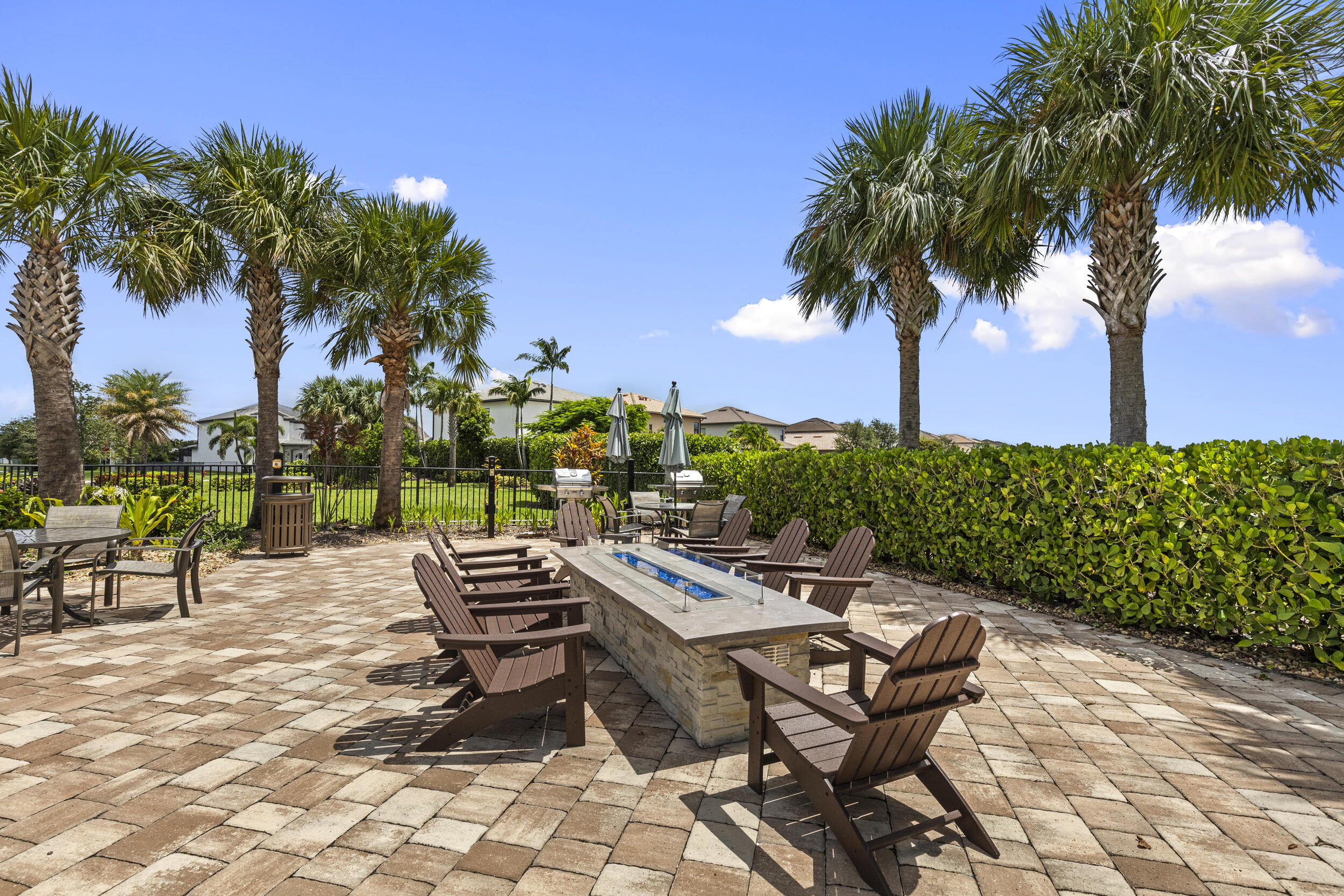 4828 Chantilly Rd Lake Lake Worth, FL 33467 - Photo 28 of 32 4828 Chantilly Road