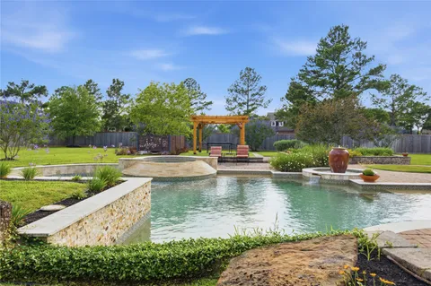 $1,125,000 | 15 White Meadow Court, Spring, TX 77379