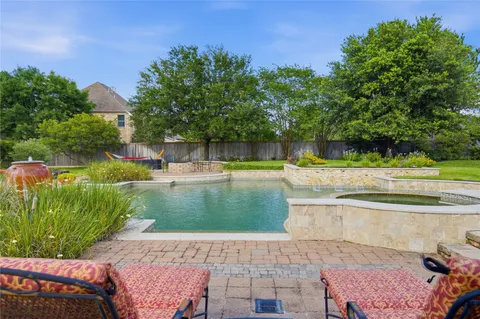 $1,125,000 | 15 White Meadow Court, Spring, TX 77379
