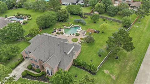 $1,125,000 | 15 White Meadow Court, Spring, TX 77379