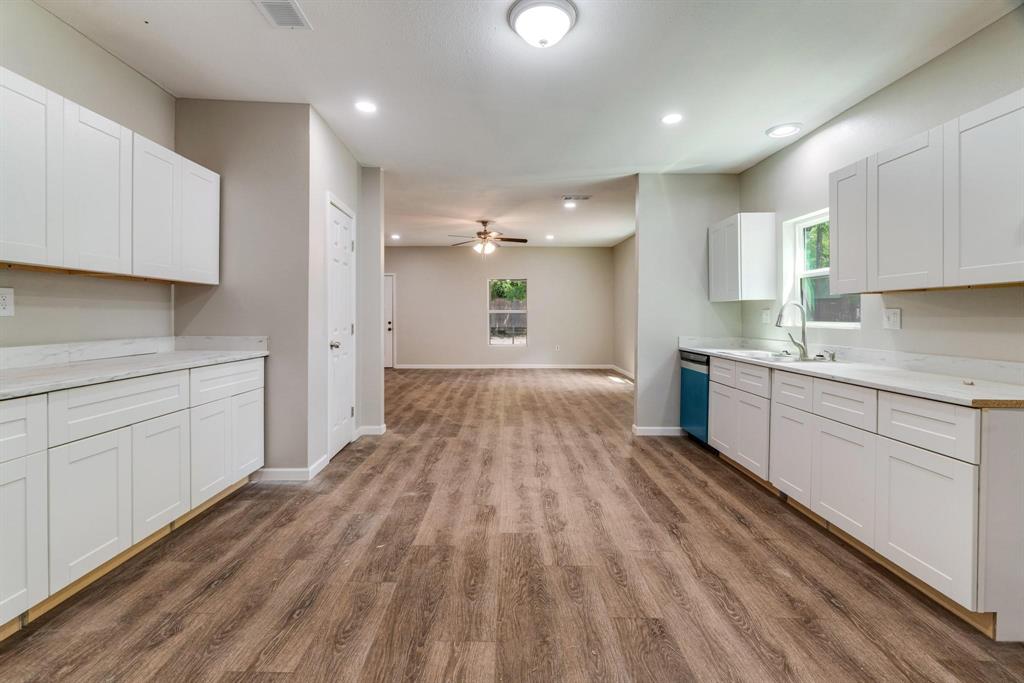 562 1st Street Southwest Paris, TX 75460 - Photo 6 of 16