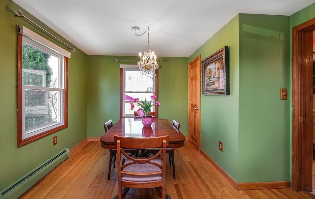 31 Pinecliff Road Boston, MA 02132 - Photo 4 of 34 Gallery Image 4