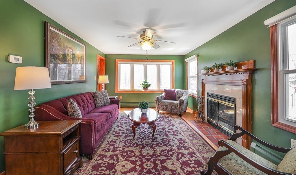 31 Pinecliff Road Boston, MA 02132 - Photo 5 of 34 Gallery Image 5