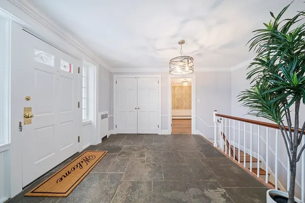 $1,249,000 | 8 Conway Lane, Foxboro, MA 02035