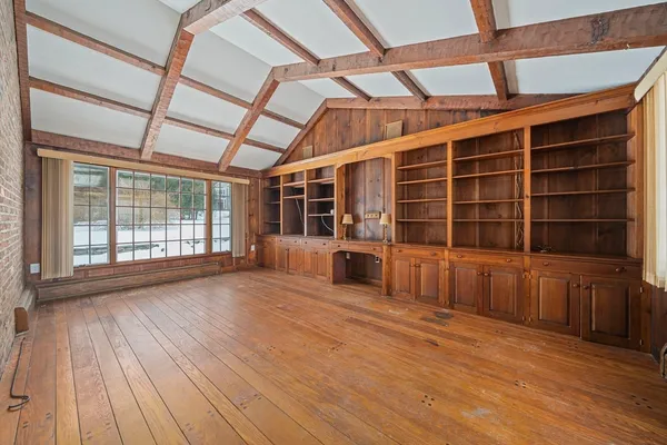 $1,249,000 | 8 Conway Lane, Foxboro, MA 02035