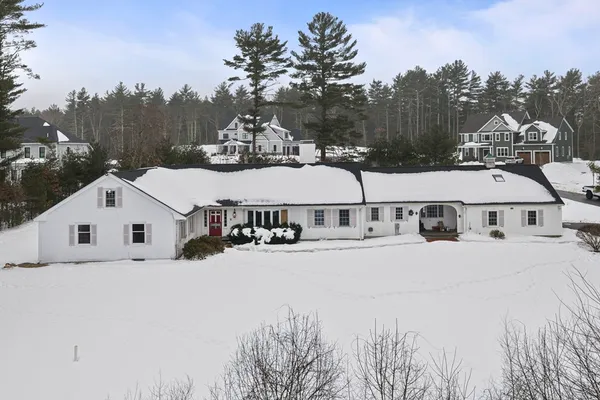 $1,249,000 | 8 Conway Lane, Foxboro, MA 02035