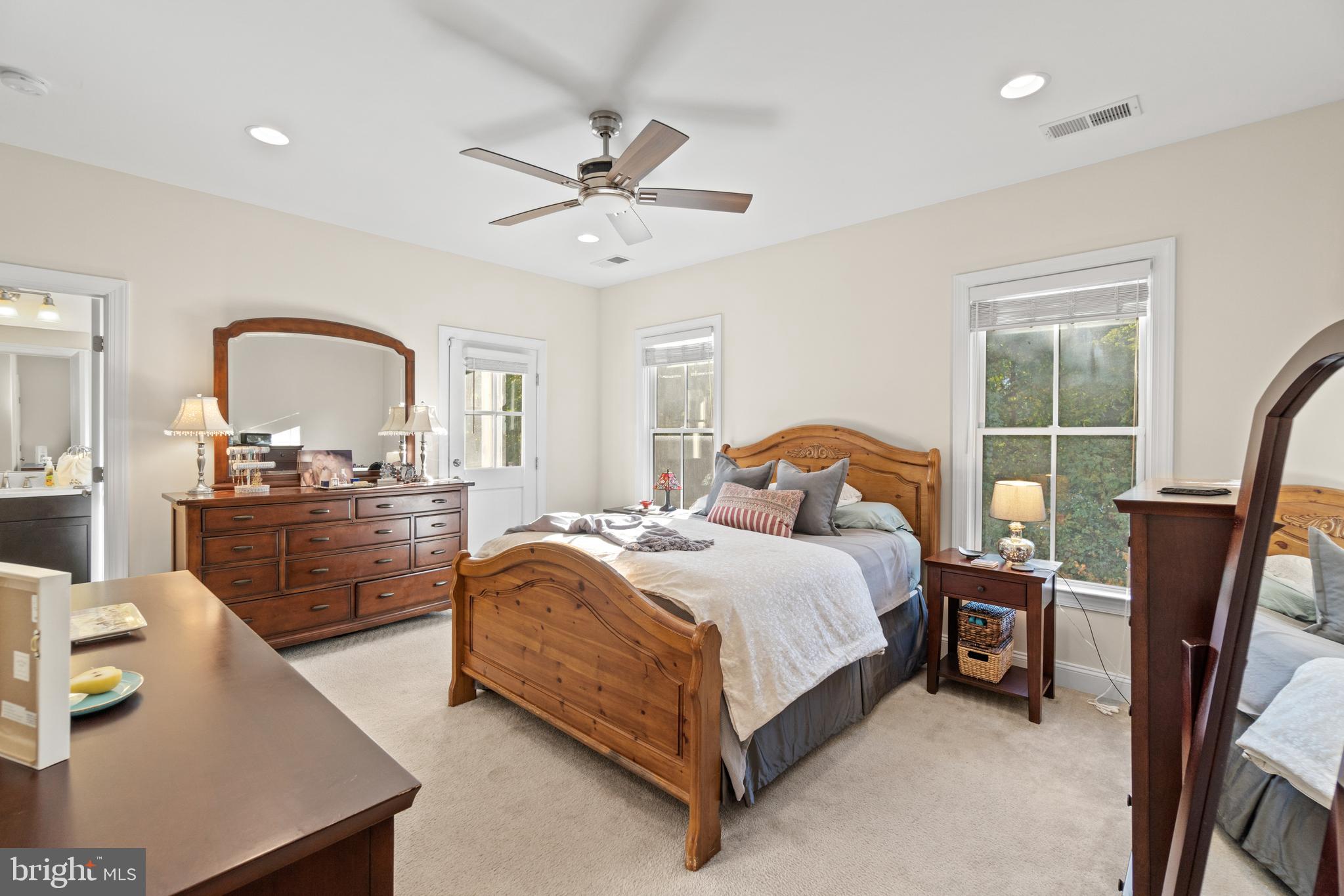 117 Vinehaven Way Herndon, VA 20170 - Photo 18 of 54