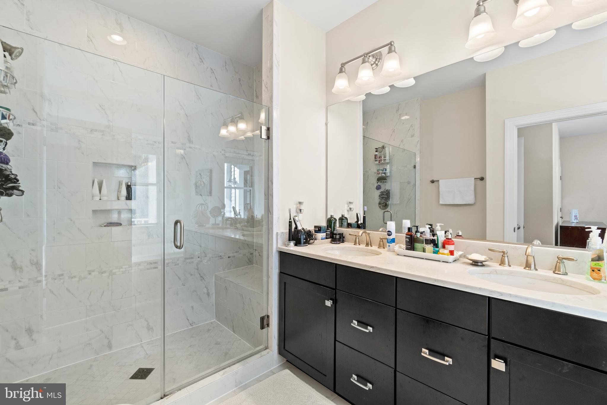 117 Vinehaven Way Herndon, VA 20170 - Photo 19 of 54