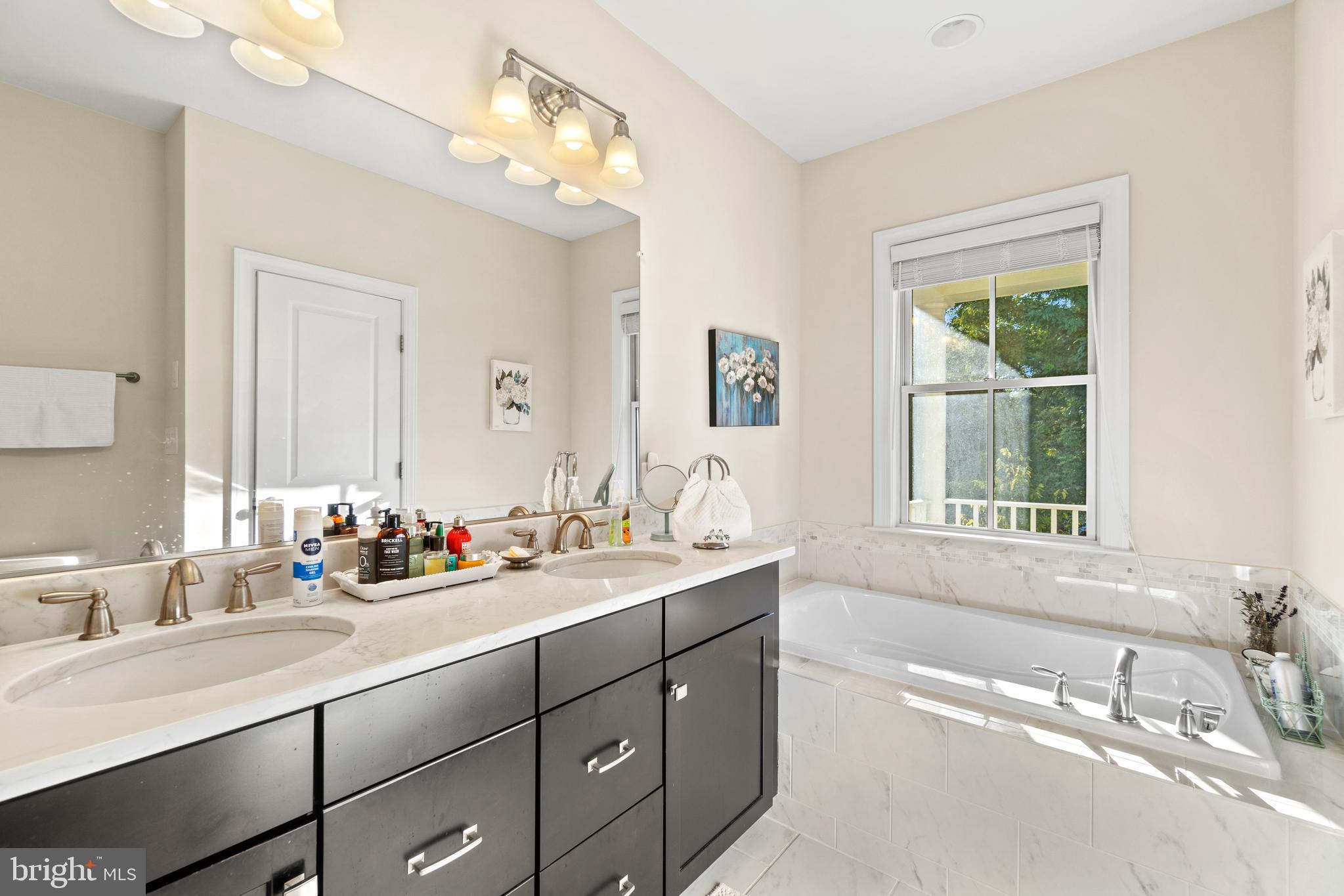 117 Vinehaven Way Herndon, VA 20170 - Photo 20 of 54