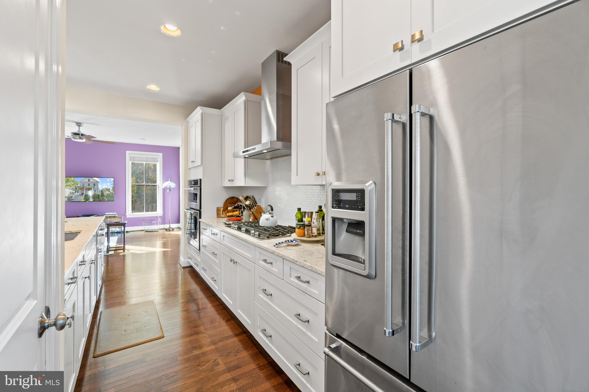 117 Vinehaven Way Herndon, VA 20170 - Photo 9 of 54