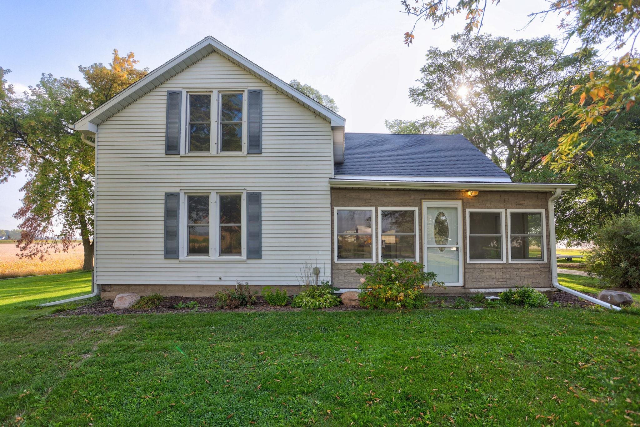 3175 South Carter Road Auburn, MI 48611 - Photo 2 of 58 50188802-0b66ae42-fa56-4b4d-900f-a8fa858645ed.JPG