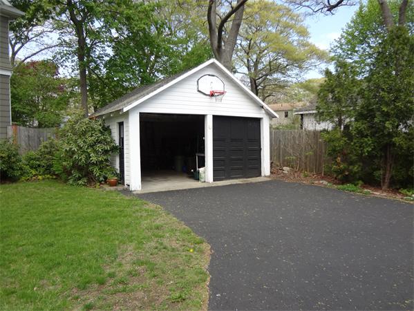 9 Arbutus Road Swampscott, MA 01907 - Photo 3 of 20 Gallery Image 3