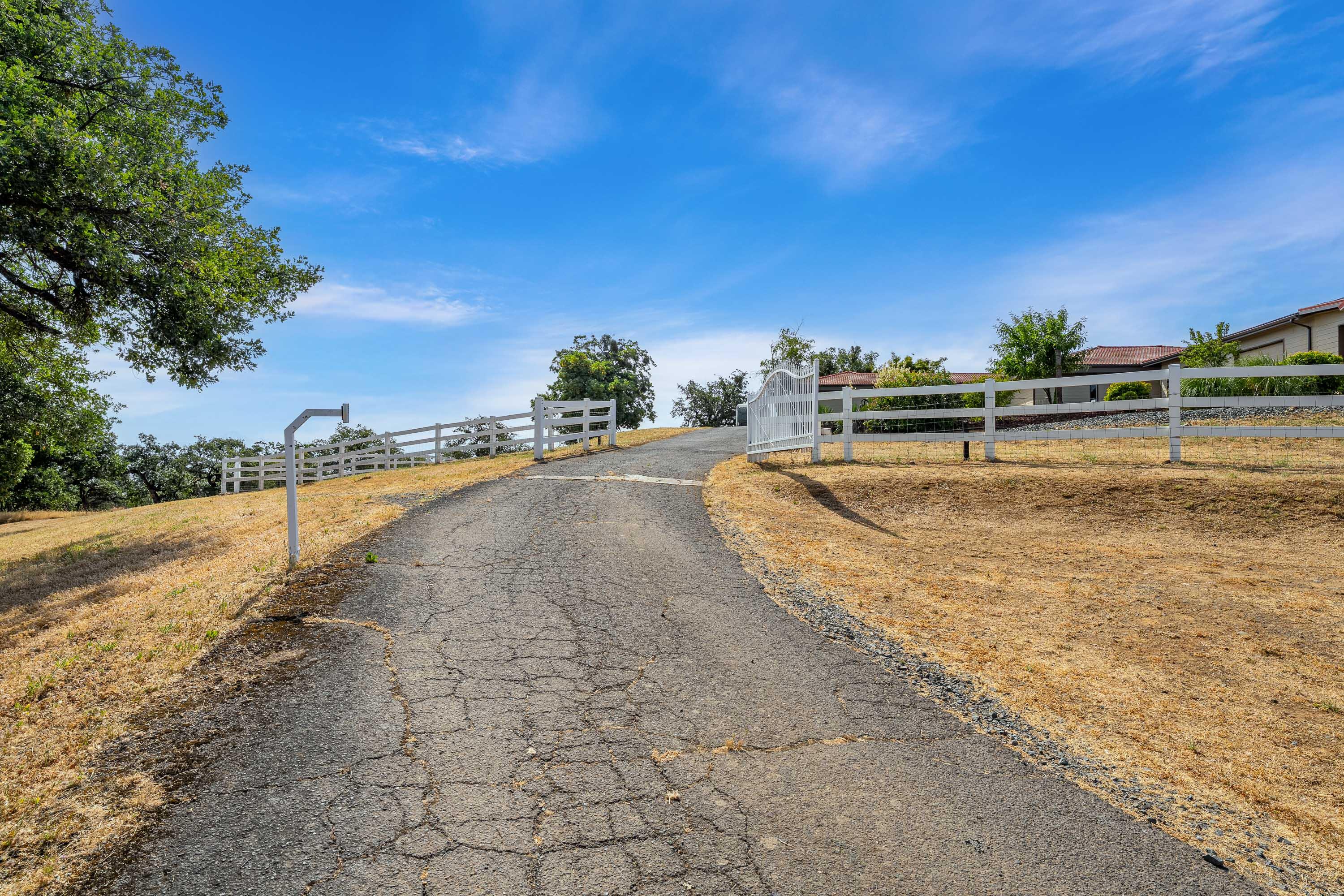 6048 Tolo Road Central Point, OR 97502 - Photo 51 of 61 EXT (1 of 23)