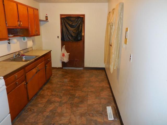 1257 Watkins Road Columbus, OH 43207 - Photo 3 of 16 Gallery Image 3