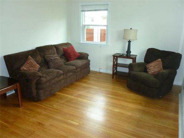 134 Linnell Street Springfield, MA 01104 - Photo 12 of 24