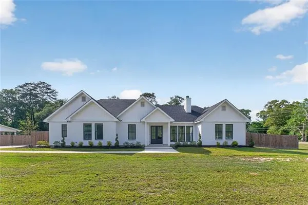 $415,000 | 38113 Julia Drive, Pearl River, LA 70452