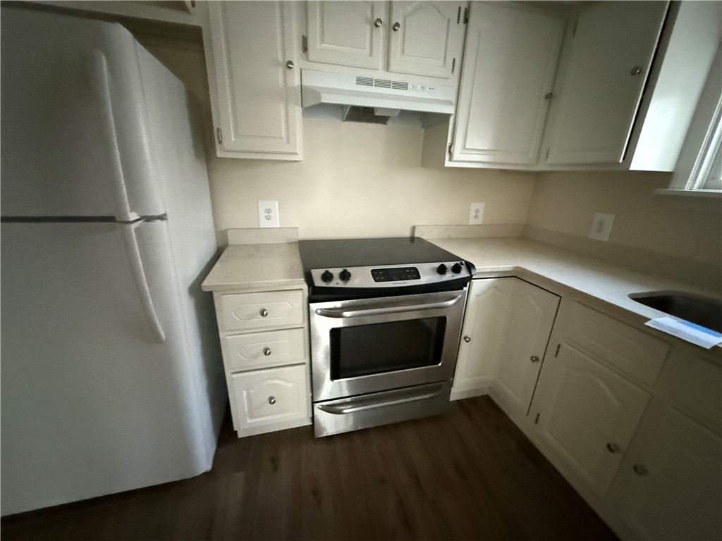 151 Ausdale Road Cranston, RI 02910 - Photo 18 of 36 Gallery Image 18