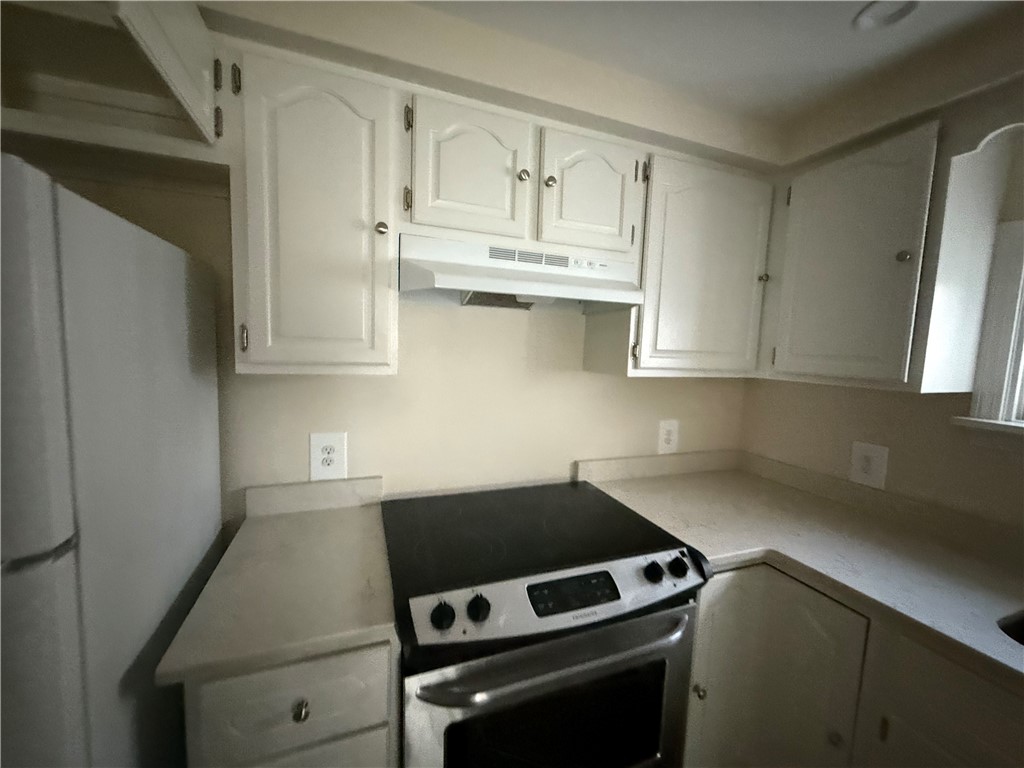 151 Ausdale Road Cranston, RI 02910 - Photo 19 of 36 Gallery Image 19