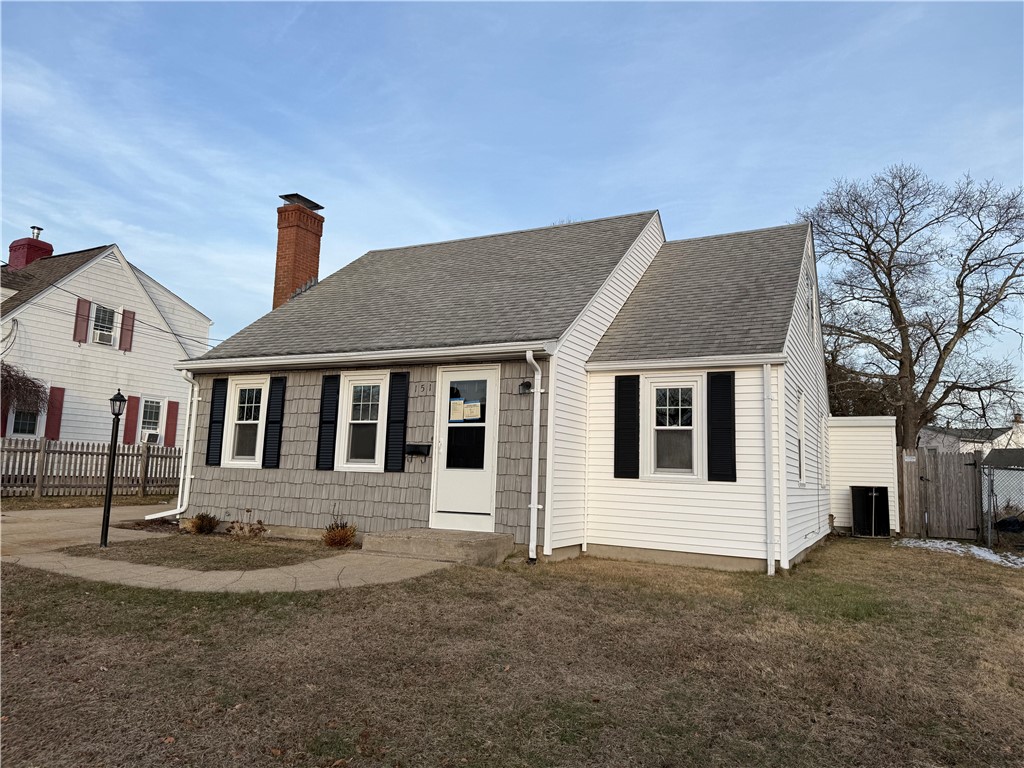 151 Ausdale Road Cranston, RI 02910 - Photo 2 of 36 Gallery Image 2