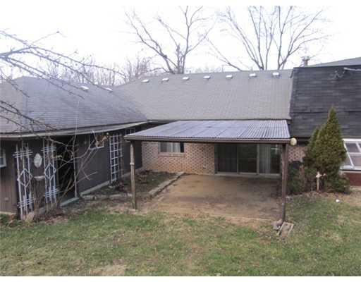 2412 Fox Run Road Dayton, OH 45459 - Photo 4 of 17 Gallery Image 4