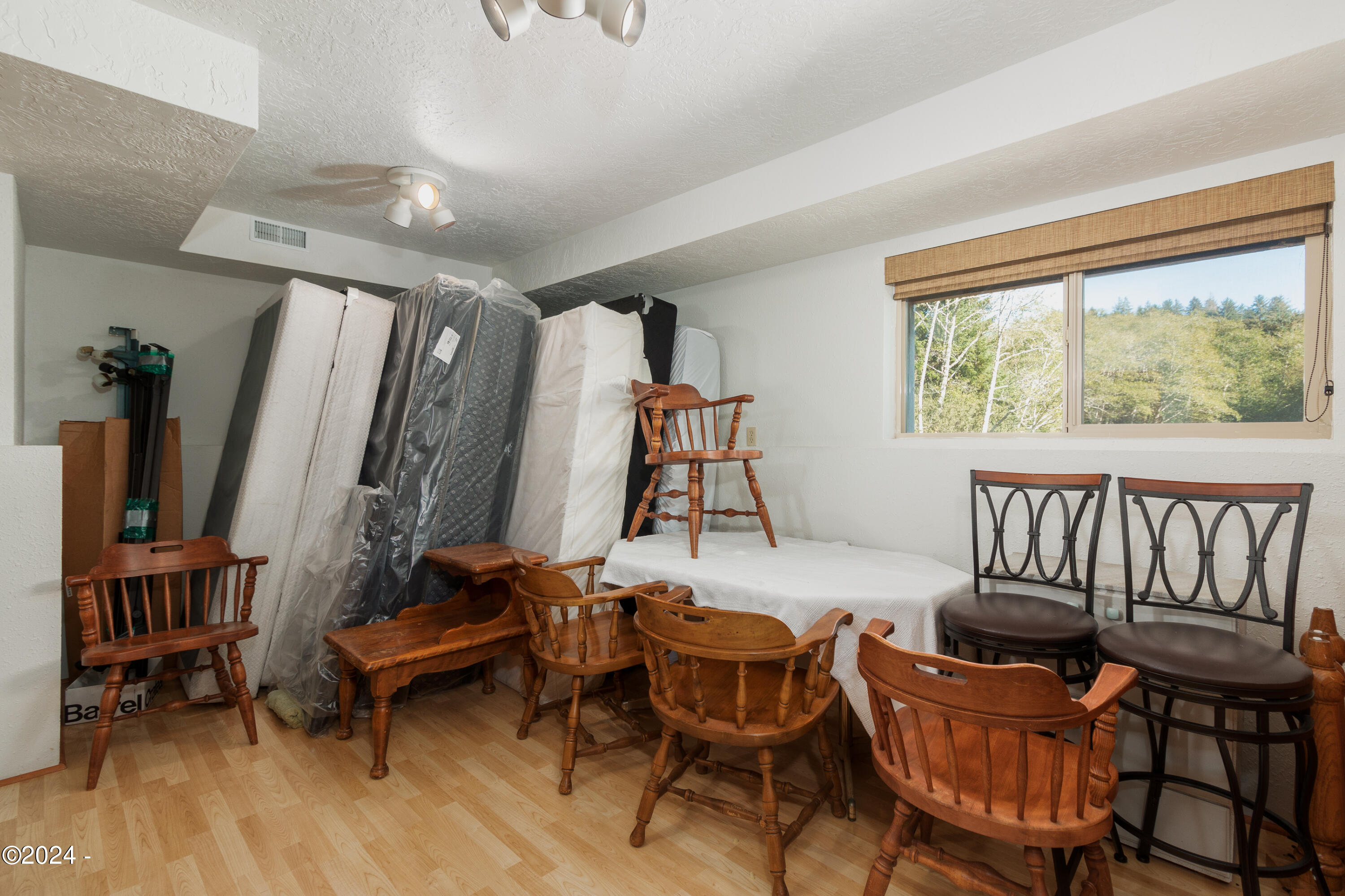 2015 North 3 Rocks Road Otis, OR 97368 - Photo 54 of 62 Lower Bedroom 2