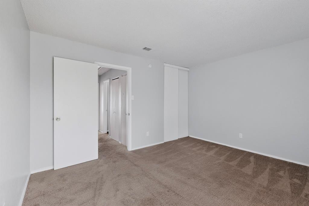 9467 Olde Towne Row Dallas, TX 75227 - Photo 25 of 26 a view of an empty room