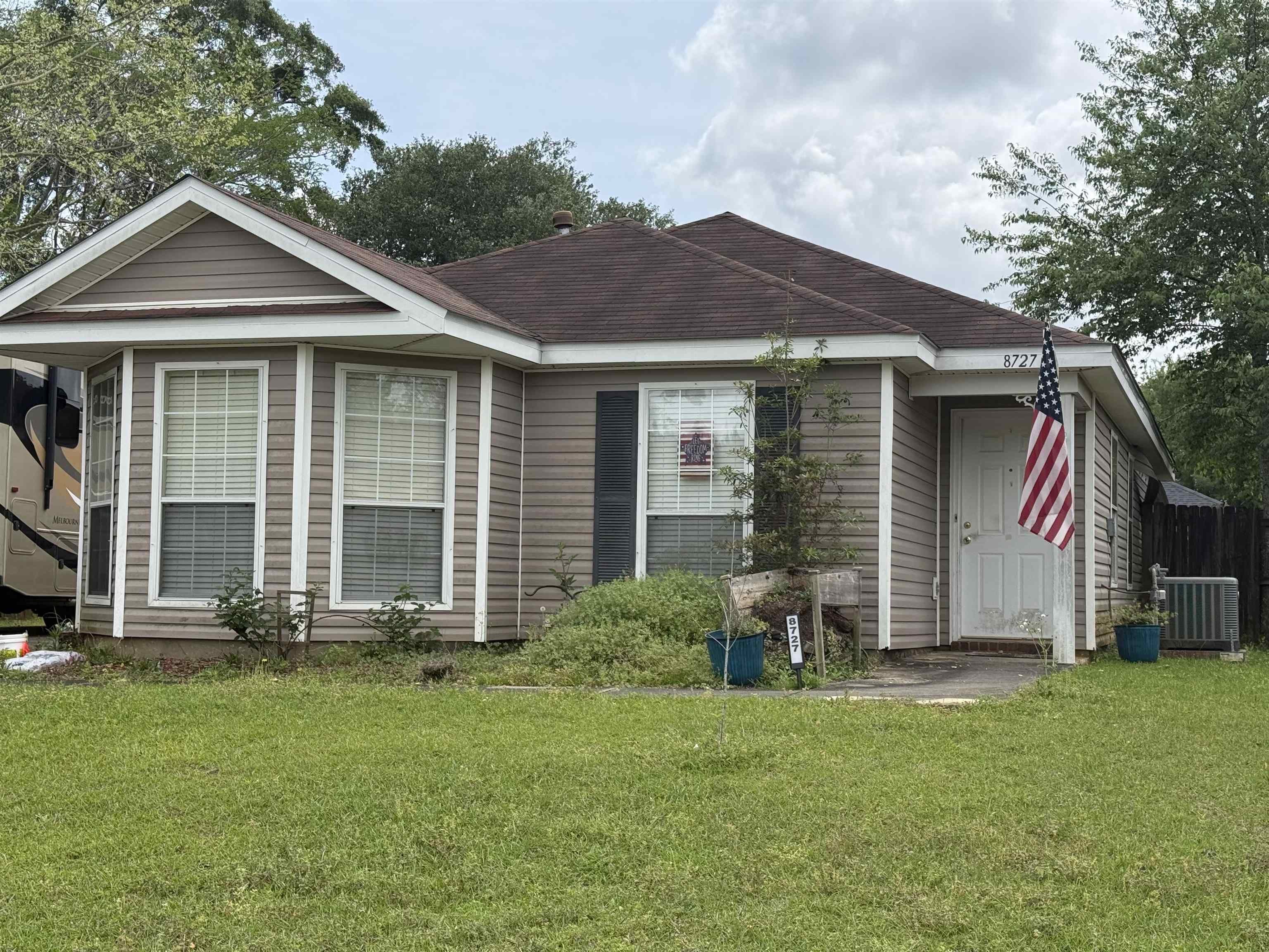 8727 Terrell Court South Mobile, AL 36695 - Photo 1 of 5 Front Of Structure